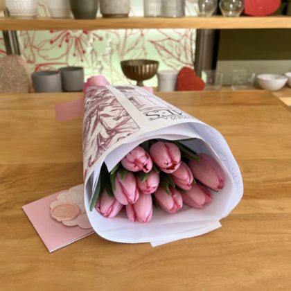 Tulips (Color Based On Availability)